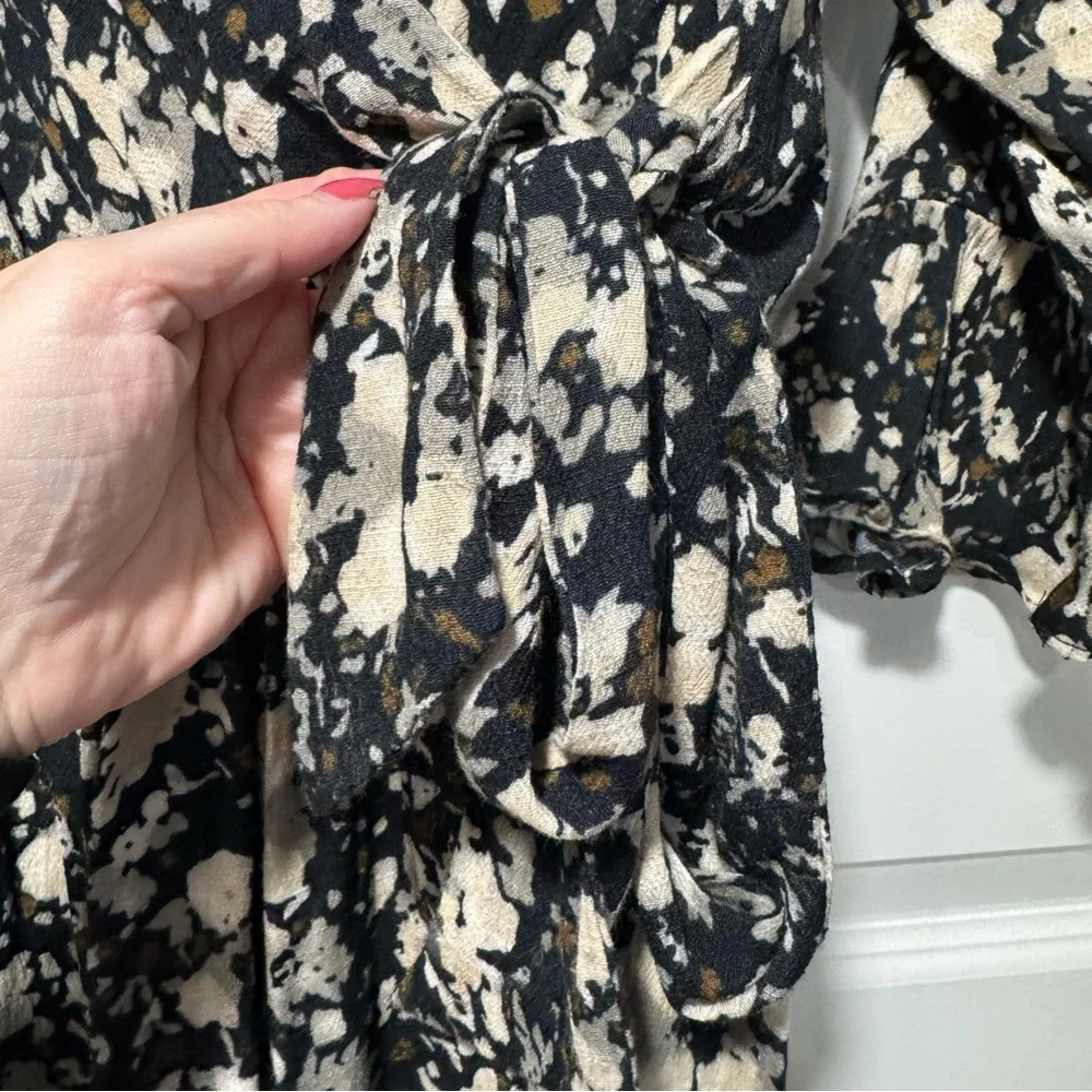 Free People Black and Cream Floral Wrap Romper with 3/4 Sleeves 02-0074